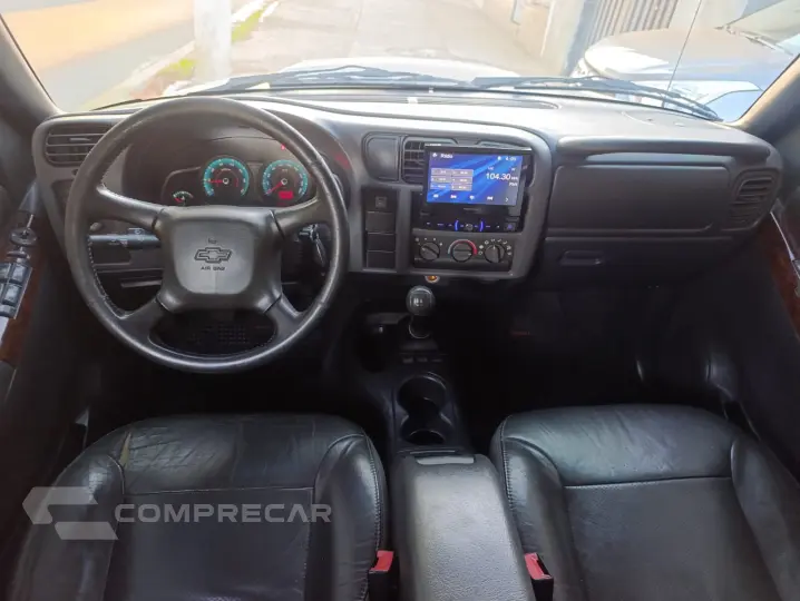 S10 2.4 MPFI Executive 4X2 CD 8V