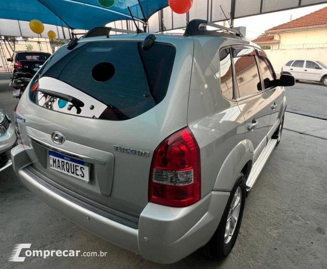TUCSON 2.0 MPFI GLS 4X2 16V 143cv 2WD