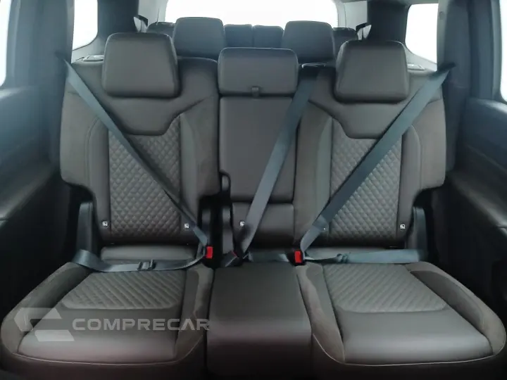 COMMANDER 1.3 T270 TURBO FLEX OVERLAND AT6