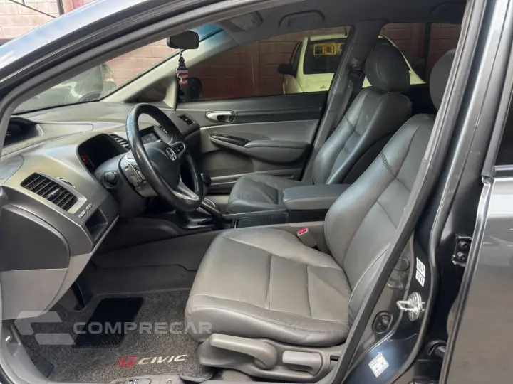 Civic 1.8 16V 4P FLEX LXL AUTOMÁTICO
