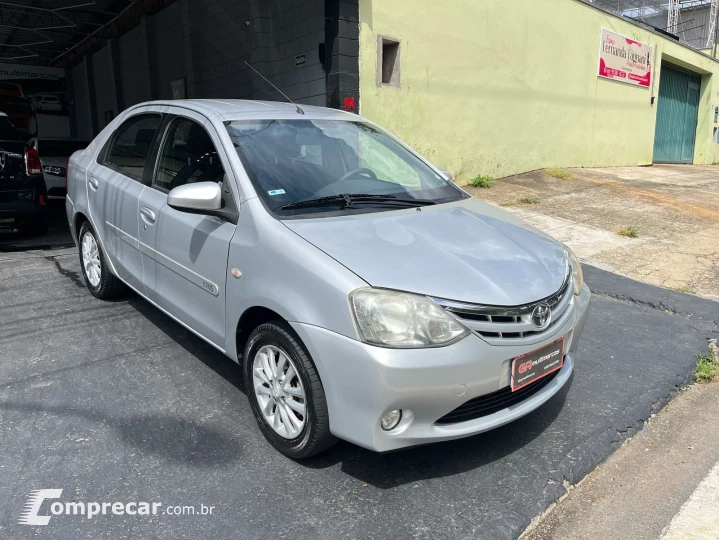 ETIOS XLS Sedan 1.5 Flex 16V 4p Mec.