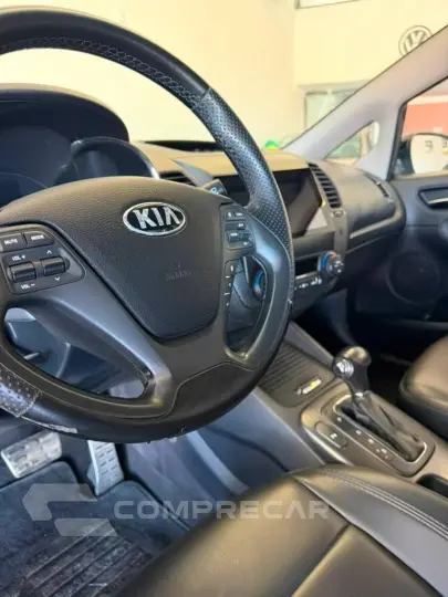 KIA CERATO 1.6 16V FLEX AUT.