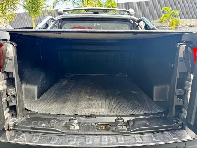 TORO - 2.0 16V TURBO VOLCANO 4WD AT9