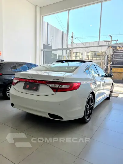 AZERA 3.0 MPFI GLS V6 24V