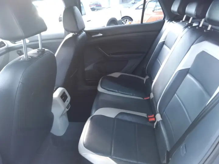 T-CROSS 1.4 250 TSI TOTAL FLEX HIGHLINE AUTOMÁTICO