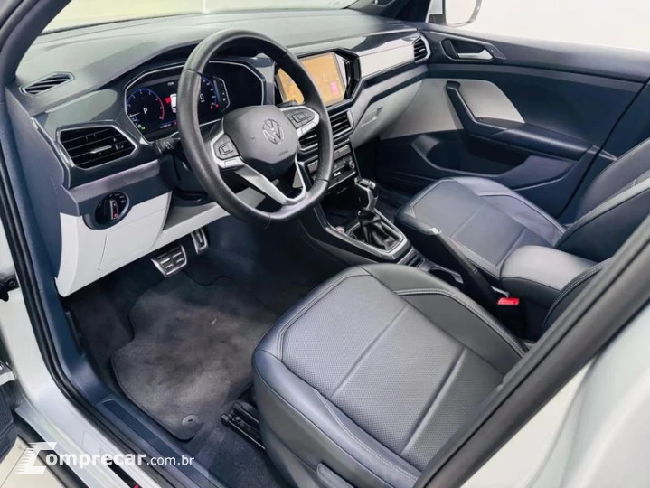 T CROSS HL TSI AE