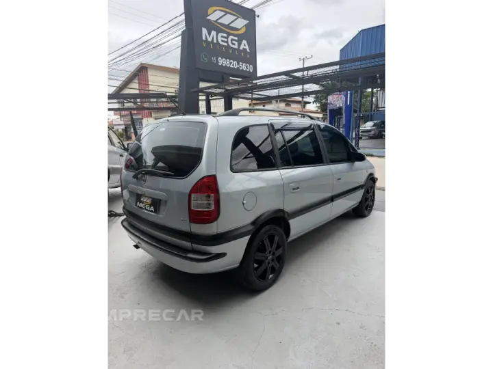 ZAFIRA 2.0 MPFI ELEGANCE 8V FLEX 4P AUTOMÁTICO