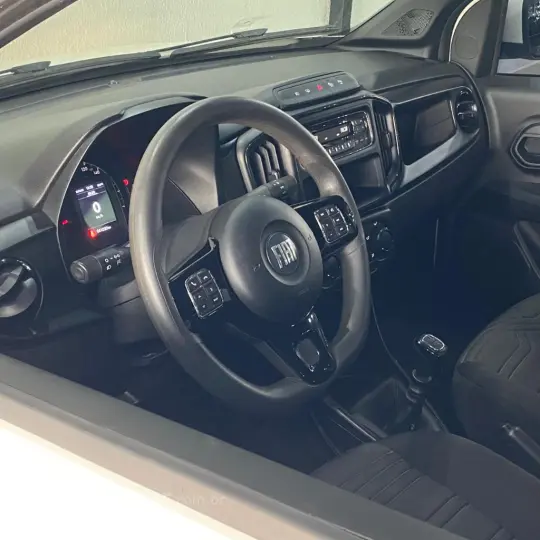 Strada Freedom 1.3 Flex 8V CD