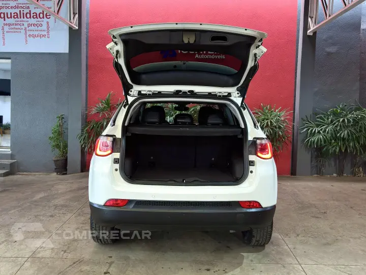 COMPASS 2.0 16V FLEX LONGITUDE AUTOMÁTICO