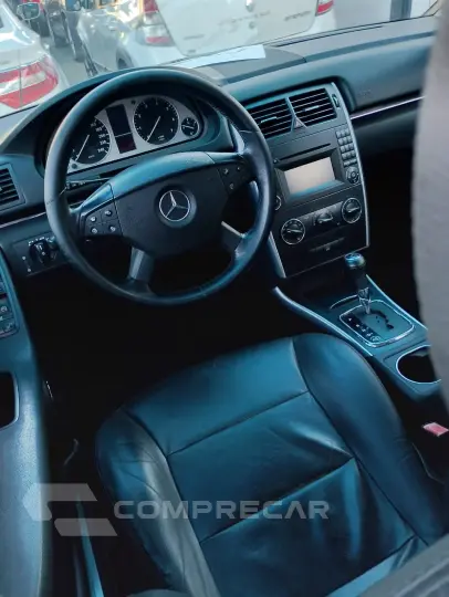 B 180 1.7 4P AUTOMÁTICO
