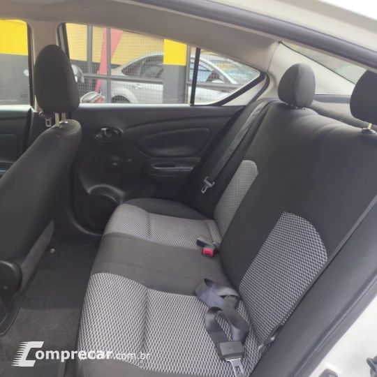 VERSA 1.0 12V FlexStart 4p Mec.