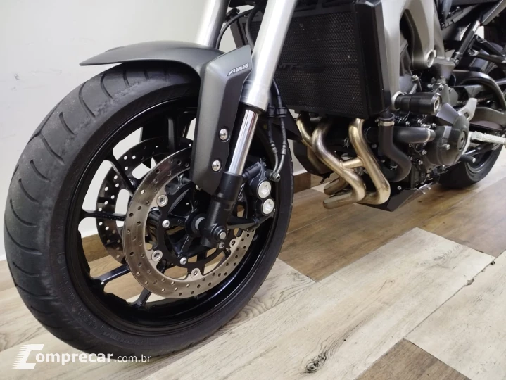 MT-09  ABS