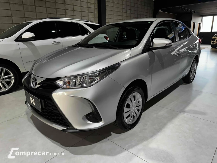 YARIS 1.5 16V FLEX SEDAN XL LIVE MULTIDRIVE