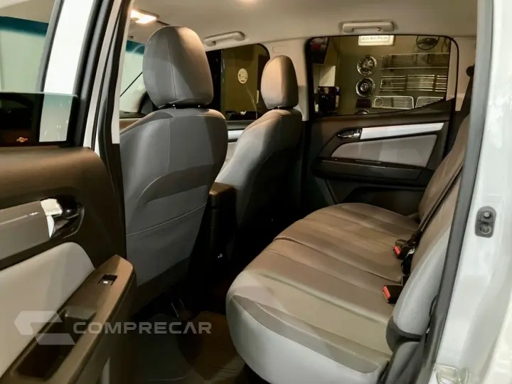 S10 2.8 16V LTZ CABINE DUPLA 4X4 TURBO DIESEL AUTOMÁTICO