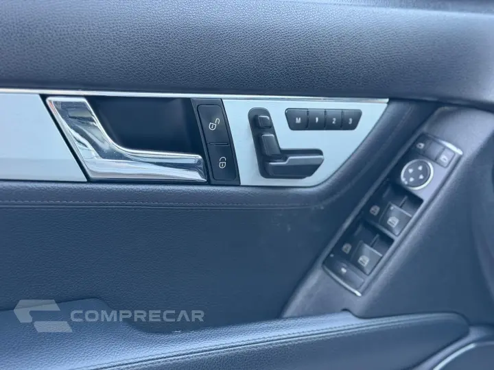 C 200 K 1.8 KOMPRESSOR CLASSIC 16V GASOLINA 4P AUTOMÁTICO