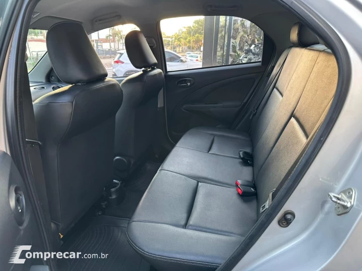 ETIOS XLS Sedan 1.5 Flex 16V 4p Mec.
