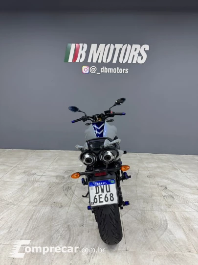 Fazer 600 4 cilindros