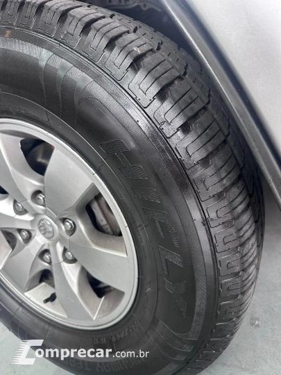 HILUX SW4 3.0 4X4 V6 24V