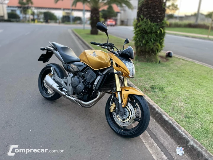 CB 600 HORNET