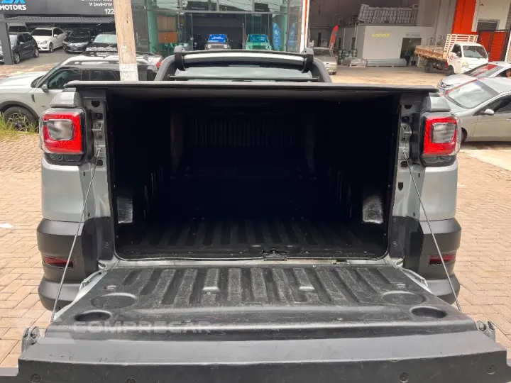 Strada Freedom 1.3 Flex 8V  CS Plus