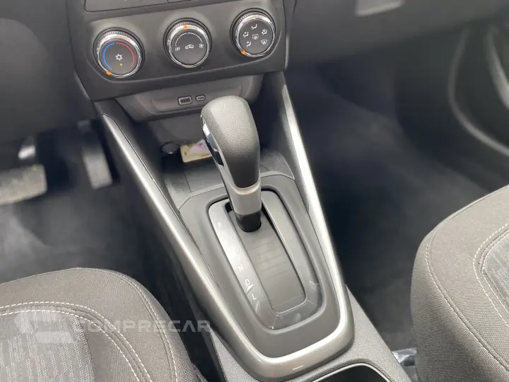 TRACKER 1.0 TURBO FLEX AUTOMÁTICO