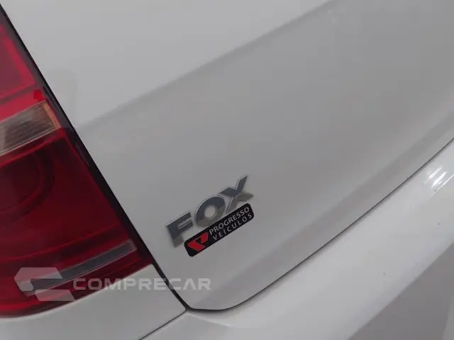 FOX - 1.6 MI 8V 4P MANUAL