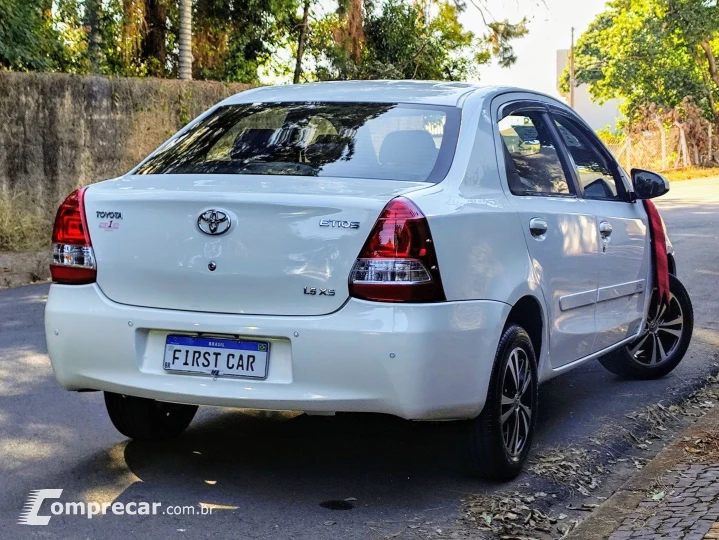 ETIOS 1.5 XS 16V FLEX 4P AUTOMÁTICO