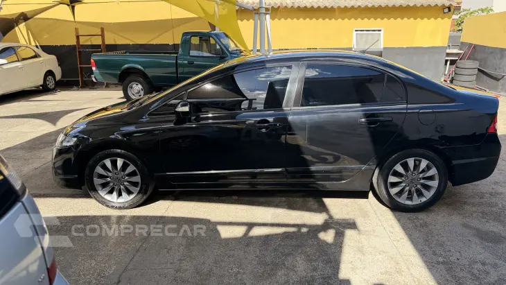 CIVIC 1.8 LXL 16V