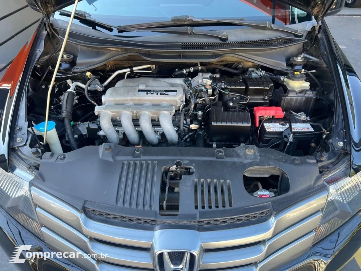 CITY Sedan LX 1.5 Flex 16V 4p Aut.