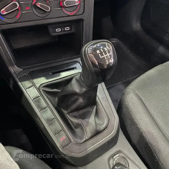 Polo Track 1.0 Flex 12V 5p