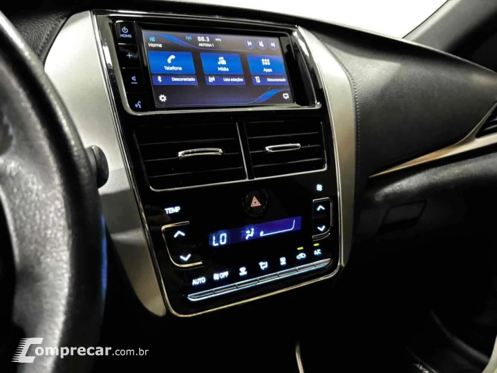 YARIS 1.5 16V FLEX XLS CONNECT MULTIDRIVE