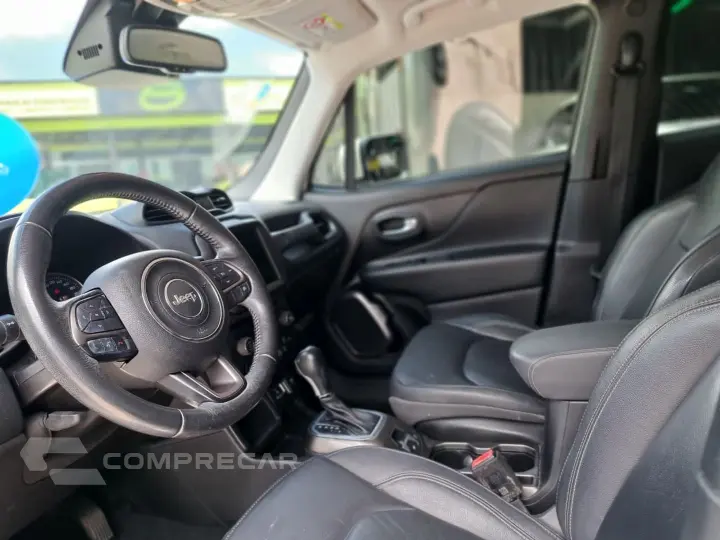 Renegade 1.8 16V Flex Limited 4P Automático