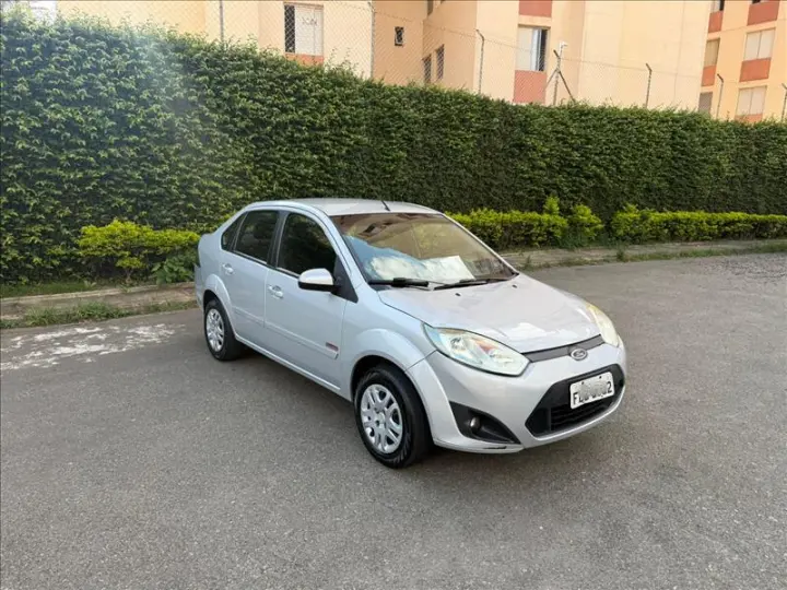 FIESTA 1.6 MPI Sedan 8V