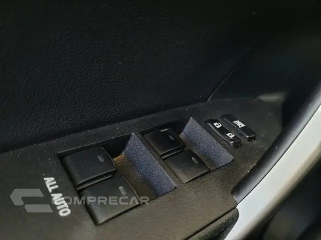 COROLLA - 2.0 XEI 16V 4P AUTOMÁTICO