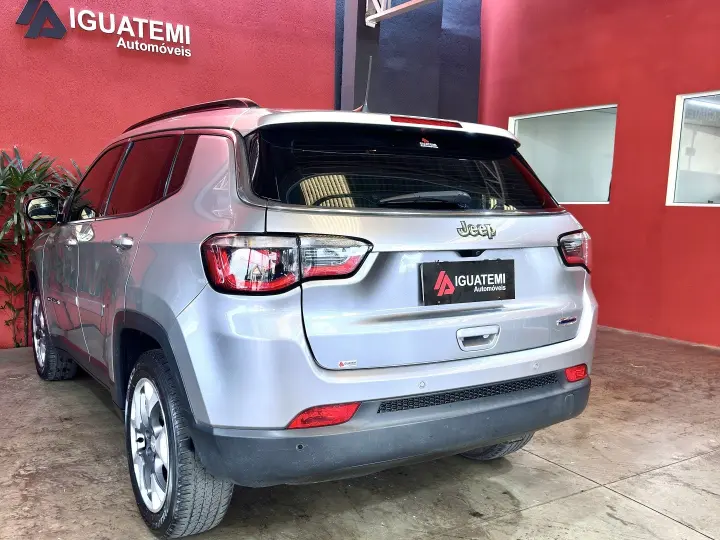 COMPASS 2.0 16V FLEX LONGITUDE AUTOMÁTICO