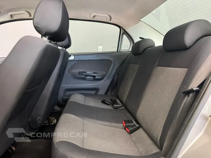 VOYAGE 1.6 MI CITY 8V FLEX 4P MANUAL