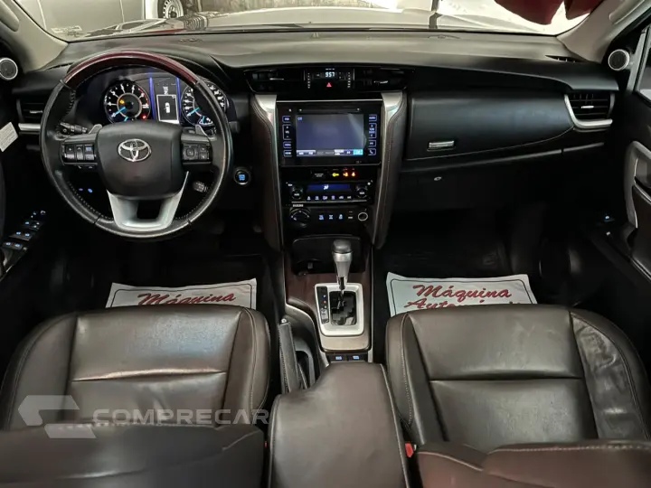 HILUX SW4 2.8 D-4d Turbo SRX 4X4