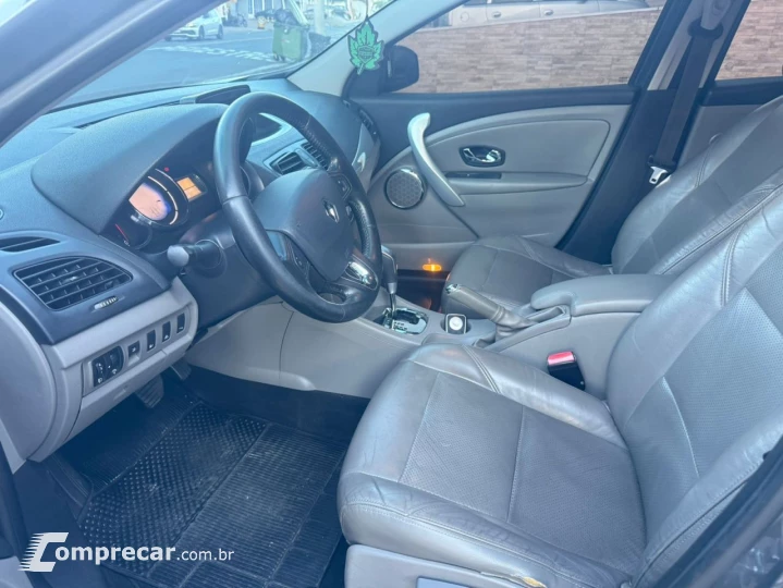 FLUENCE Sedan Privilège 2.0 16V FLEX Aut