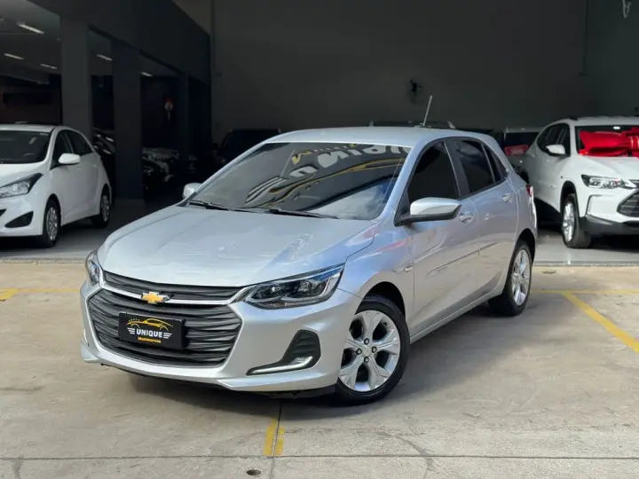 ONIX HATCH PREM. 1.0 12V TB Flex 5p Aut.