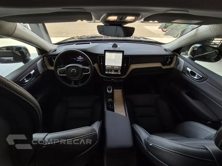 XC60 2.0 T8 PHEV PLUS AWD GEARTRONIC