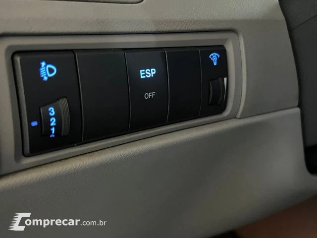 AZERA - 3.3 MPFI GLS SEDAN V6 24V 4P AUTOMÁTICO