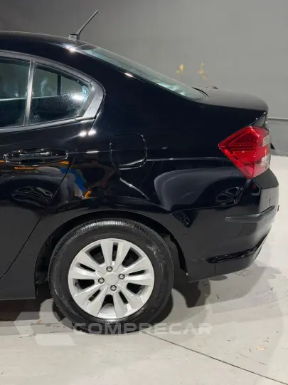CITY 1.5 LX Sedan 16V