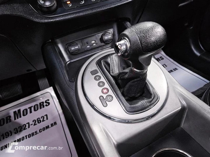 KIA SPORTAGE LX 2.0 G2