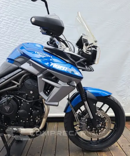 TRIUMPH TIGER 800 XRX