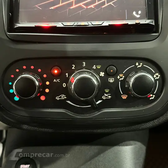 CAPTUR Life 1.6 16V Flex 5p Aut.