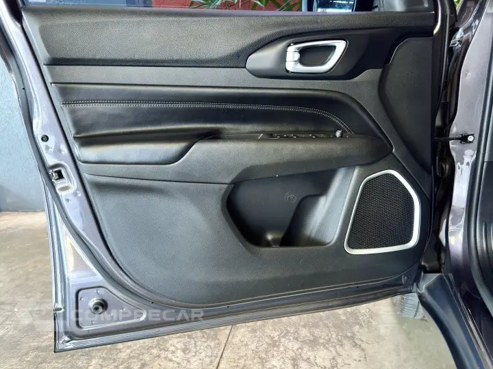 COMPASS 1.3 T270 TURBO FLEX LONGITUDE AT6