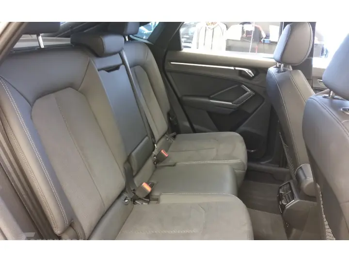 Q3 2.0 40 TFSI GASOLINA SPORTBACK PERFORMANCE BLACK QUATTRO