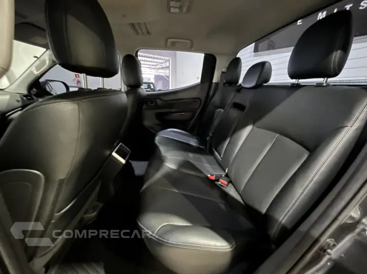 L200 TRITON 2.4 16V Turbo Sport Outdoor GLS CD 4X4