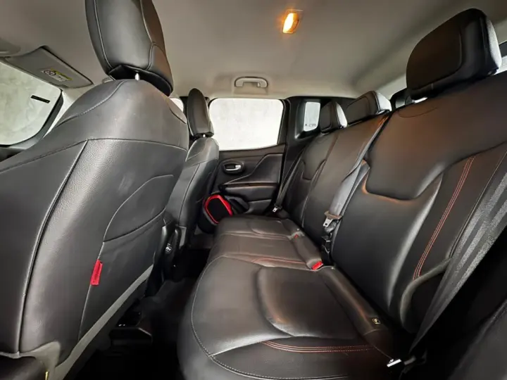 RENEGADE 2.0 16V TURBO DIESEL TRAILHAWK 4P 4X4 AUTOMÁTICO