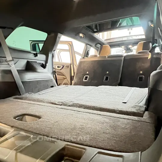 COMMANDER 1.3 T270 Turbo Overland